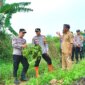 Kapolres Ngawi AKBP Charles Pandapotan Tampubolon didampingi Wakapolres