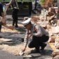 Satlantas Polres Gresik bersihkan jalan