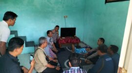 Kapolres Pacitan AKBP Ayub Diponegoro Azhar kunjungi anak penderita Hidrosefalus