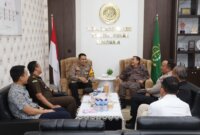 Kapolres Pelabuhan Tanjung Perak AKBP Wahyu Hidayat silaturahmi ke Kejari