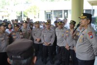 Kapolres Nganjuk AKBP Henri Noveri Santoso beri arahan anggota