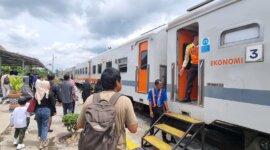 Tren volume pengguna commuter line terus meningkat