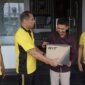 Kapolres Blitar Kota AKBP Titus Yudho Uly beri penghargaan Warga