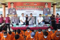Kapolresta Banyuwangi Kombespol Rama Samtama Putra ungkap kasus Narkoba