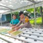 Bhabinkamtibmas bersama warga kembangkan tanaman Hidroponik