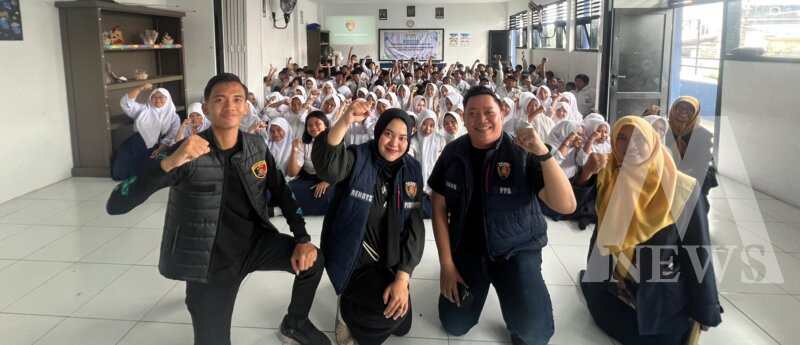 PPA Satreskrim Polres Pelabuhan Tanjung Perak sosialisasi kenakalan remaja di Sekolah