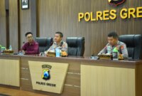 Kapolres Gresik AKBP Rovan Richard Mahenu didampingi Wakapolres Kompol Danu Anindhito Kuncoro Putro
