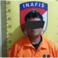 Pelaku ditangkap Polisi beserta barang buktinya