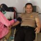 Kapolres Nganjuk AKBP Henri Noveri Santoso saat donor darah