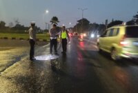 Ditlantas Polda Jatim bersama Polres Pasuruan olah TKP kecelakaan truk