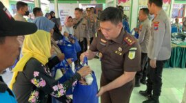 Polres Situbondo dan Forkopimda bagi sembako