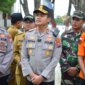 Kapolres Gresik AKBP Rovan Richard Mahenu tinjau lokasi banjir