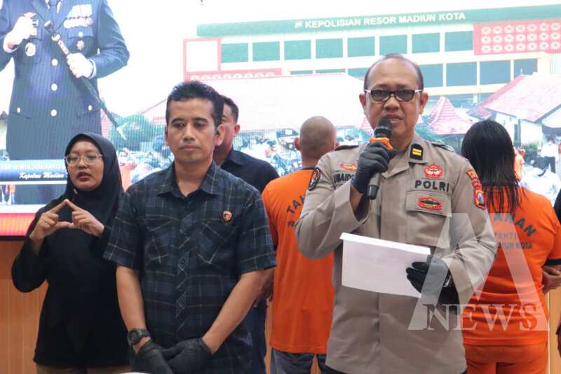 Tersangka kasus TPPO ditangkap Polisi beserta barang buktinya