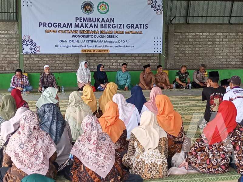 Danramil 0817/16 Dukun Lettu Inf Arif Hadiono hadiri pembukaan program MBG