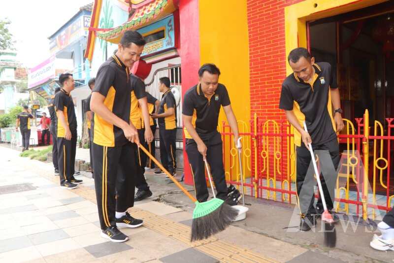 Polres Tuban saat Baksos Religi