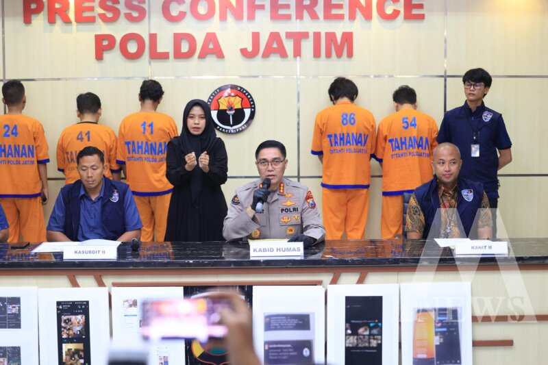 Ditressiber Polda Jatim ungkap group WA Gay