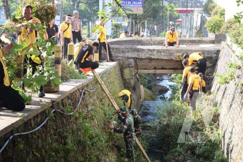Sinergitas TNI Polri di Hari Bhayangkara ke-79