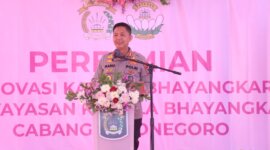 Kapolres Bojonegoro AKBP Mario Prahatinto