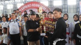 Polres Bojonegoro tutup kejuaraan pencak silat