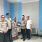 Polres Gresik anjangsana ke anggota yang sakit