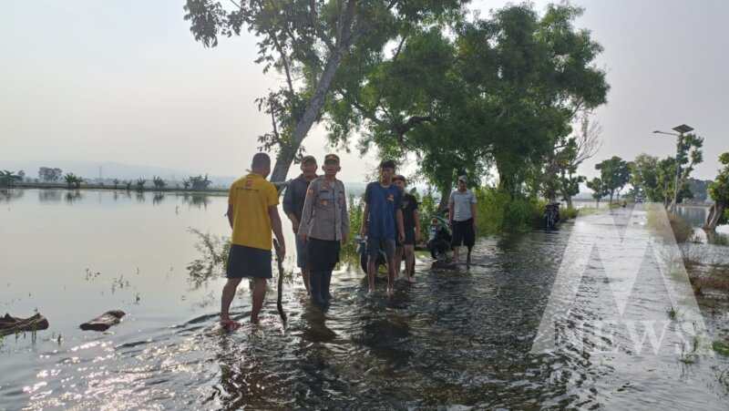 Polres Tuban pantau pendangkalan kali Avur penyebab banjir