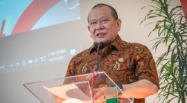 Anggota DPD RI
AA LaNyalla Mahmud Mattalitti