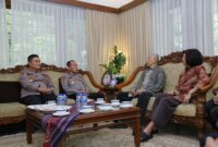 Polri anjangsana ke mantan Kapolri Jenderal (Purn) Roesdihardjo