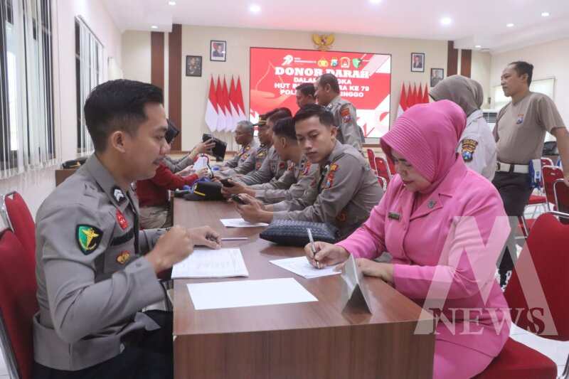 Polres Probolinggo gelar donor darah di hari Bhayangkara ke-79