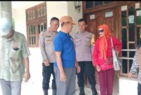 Polres Gresik bersama Muspika peduli sesama