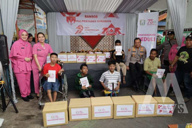 Polrestabes Surabaya dan Bhayangkari bantu kaum Difabel