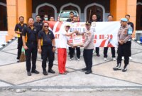 Polres Gresik serahkan Bansos
