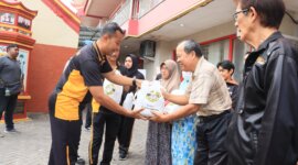 Kapolres Kediri Kota AKBP Bramastyo Priaji saat bakti religi