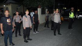 Kapolres Nganjuk AKBP Henri Noveri Santoso pimpin patroli SREG dan penyekatan di perbatasan