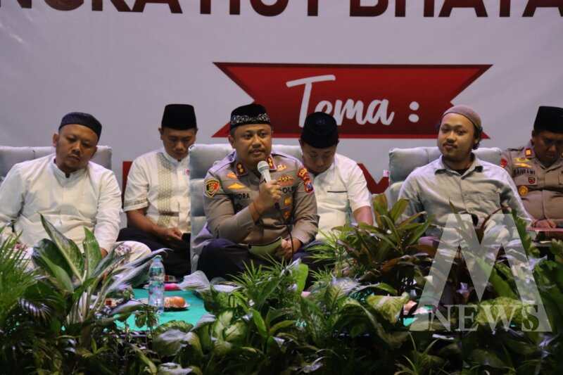 Kapolres Pamekasan AKBP Hendra Eko Triyulianto ikuti Dzikir dan Doa bersama