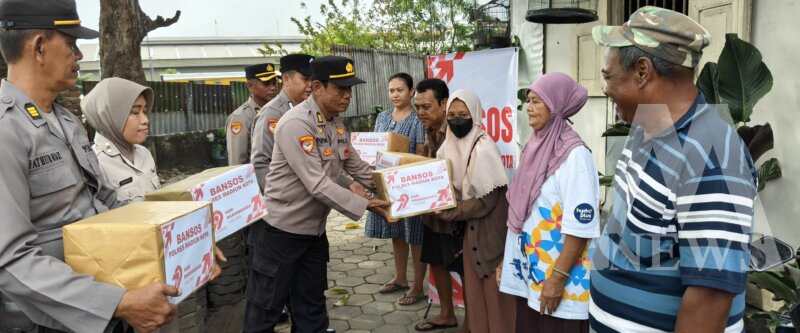 Polres Madiun Kota salurkan bansos
