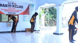 Polres Ngawi bersihkan tempat ibadah