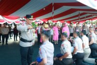 Kapolda Jatim Irjen Pol Drs. Nanang Avianto lakukan tradisi UKP