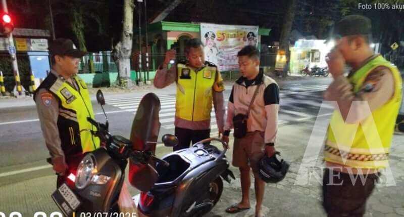 Polres Nganjuk Gelar Patroli SREG