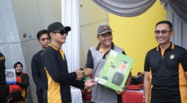 Kapolres Gresik AKBP Rovan Richard Mahenu di hari Bhayangkara