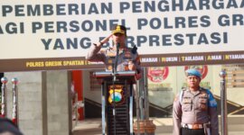 Kapolres Gresik AKBP Rovan Richard Mahenu