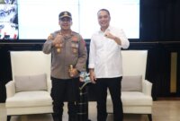 Walikota Surabaya Eri Cahyadi bersama Kapolres Pelabuhan Tanjung Perak AKBP Wahyu Hidayat