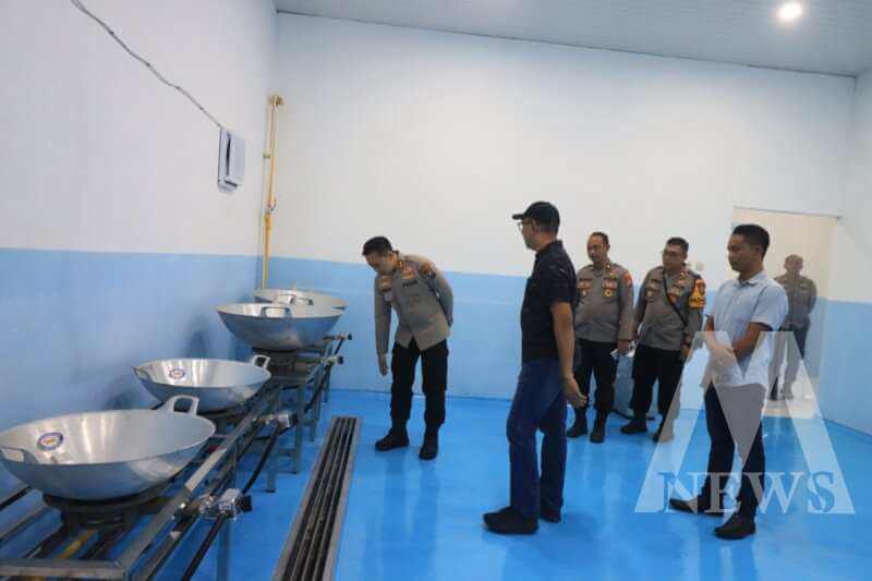 Kapolres Bojonegoro AKBP Afrian Satya Permadi tinjau SPPG