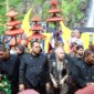 Kapolres Nganjuk AKBP Henri Noveri Santoso ikuti tradisi Siraman