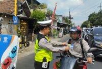 Satlantas Polres Malang sapa pengendara dan sosialisasi operasi patuh Semeru