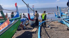 Polresta Banyuwangi Patroli Pesisir