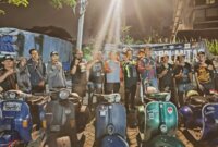 Satlantas Polres Tanjung Perak bersama Komunitas Vespa