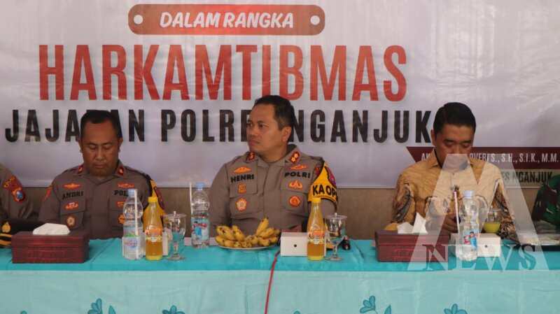 Kapolres Nganjuk AKBP Henri Noveri Santoso saat gelar Harkamtibmas