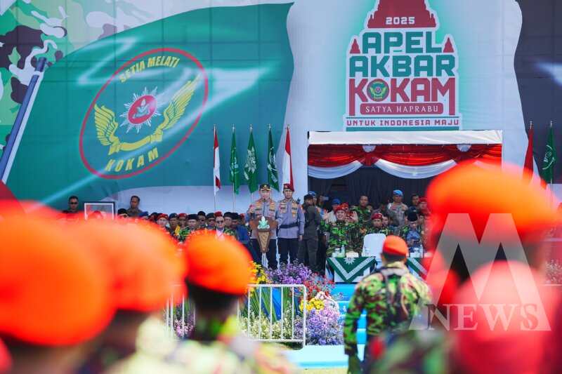 Kapolri Jenderal Listyo Sigit Prabowo pimpin apel akbar