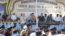 Kapolres Bojonegoro AKBP Afrian Satya Permadi hadiri tahlil akbar dan doa bersama
