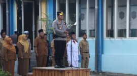 Kapolres Nganjuk AKBP Henri Noveri Santoso jadi Irul di SMAN 2 Nganjuk